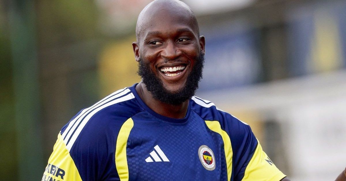 Van Bommel não garante Lukaku entre titulares da Bélgica