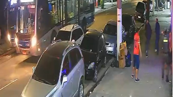 Vídeo mostra momento em que falsos policiais matam morador em SP; veja