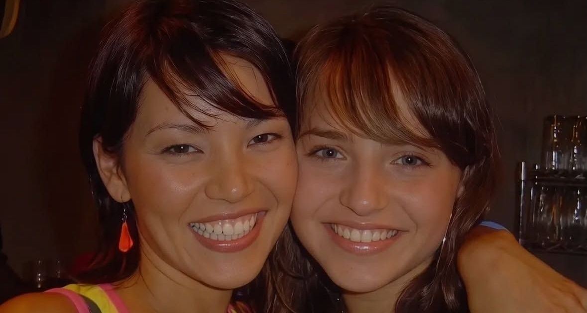 Apresentadora da TV Globinho resgata foto rara com Letícia Colin; veja