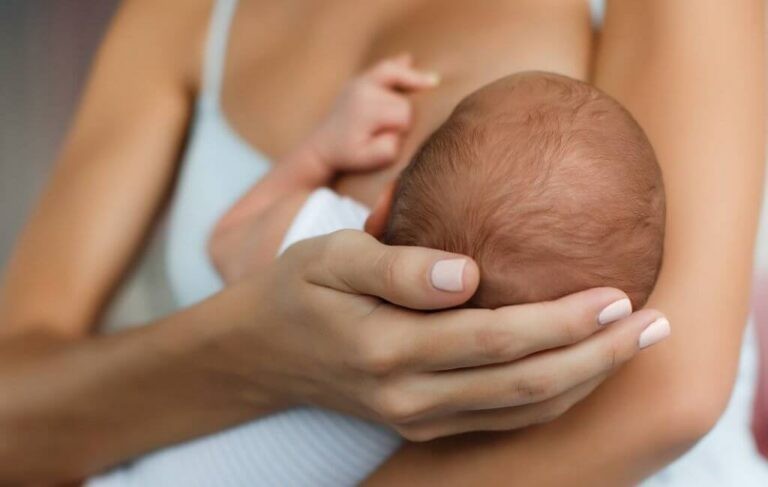 É possível amamentar depois do câncer de mama? Entenda as possibilidades