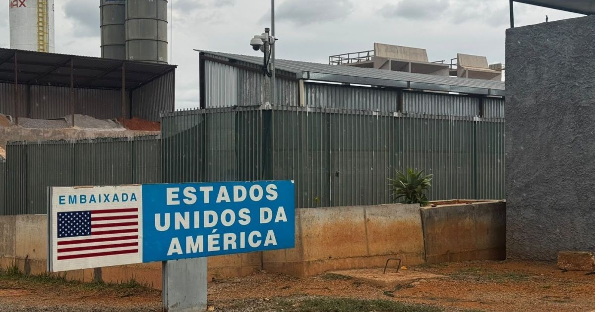 PMDF reforça segurança na embaixada dos EUA após alerta de segurança