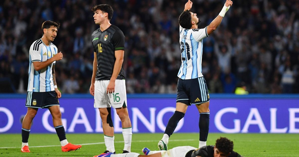 Scaloni elogia versatilidade de Flaco López na Argentina: “Genial”