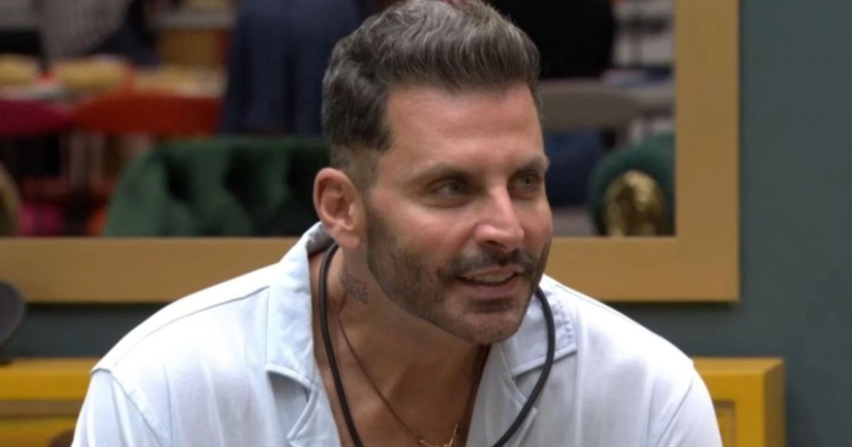 Henri Castelli faz nova harmonização facial e mostra resultado; veja