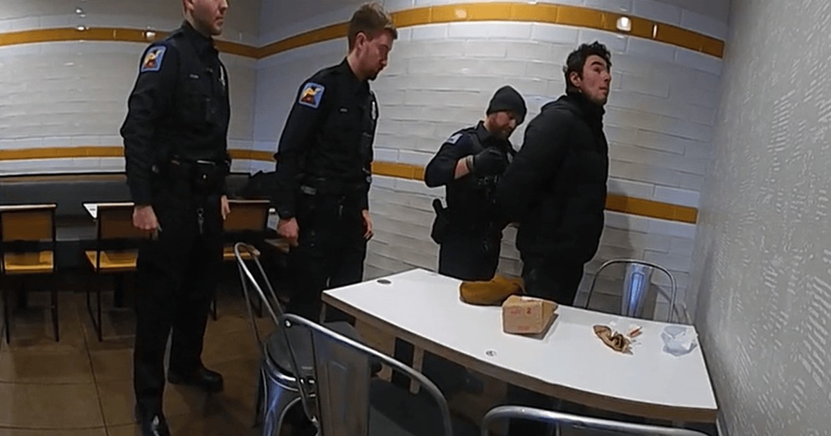 Imagens inéditas mostram momento da prisão de Luigi Mangione