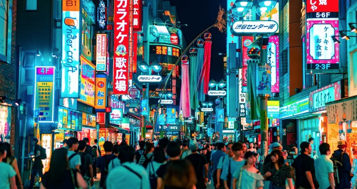 Um atentado horrorizou os japoneses e desde então isso serviu para mudar a política e uso de lixeiras nas ruas