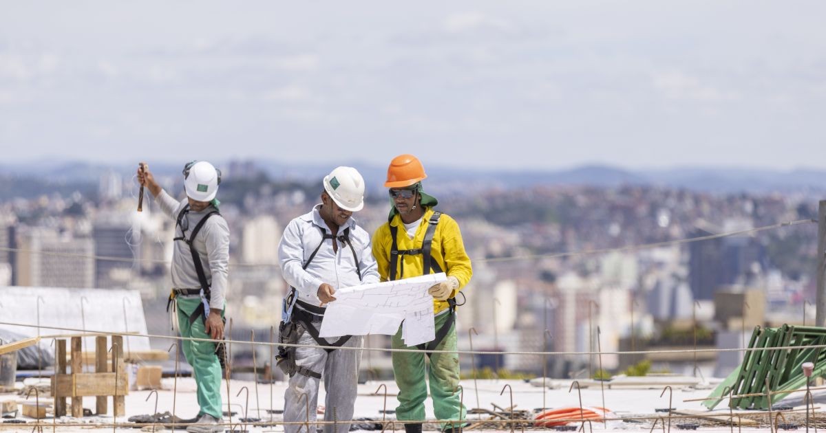 Entenda quais fatores podem impactar o prazo de entrega de imóveis