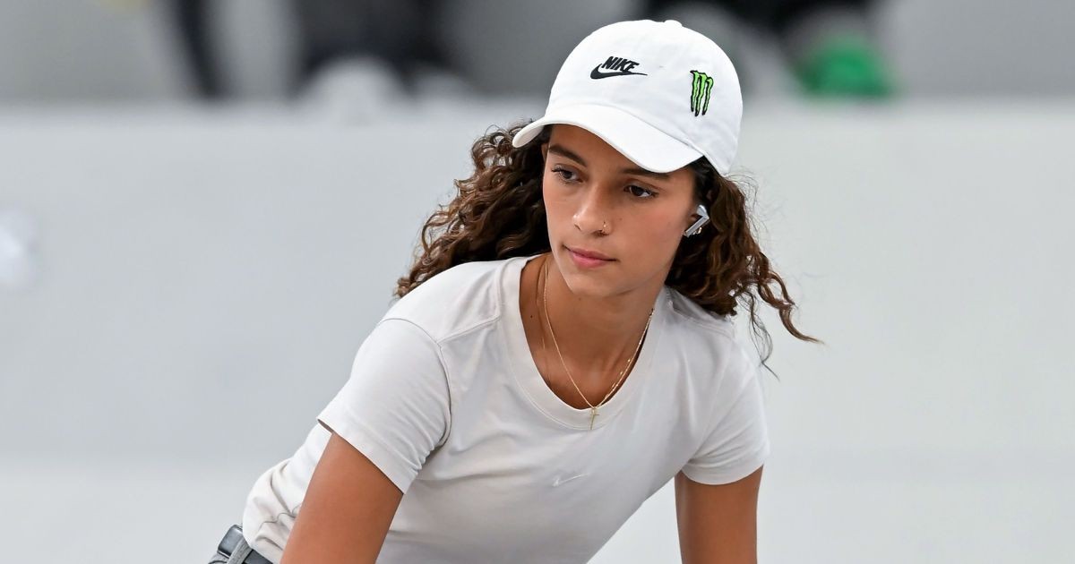Skate: Rayssa Leal sofre lesão no pé e fica fora da etapa de Paris da SLS
