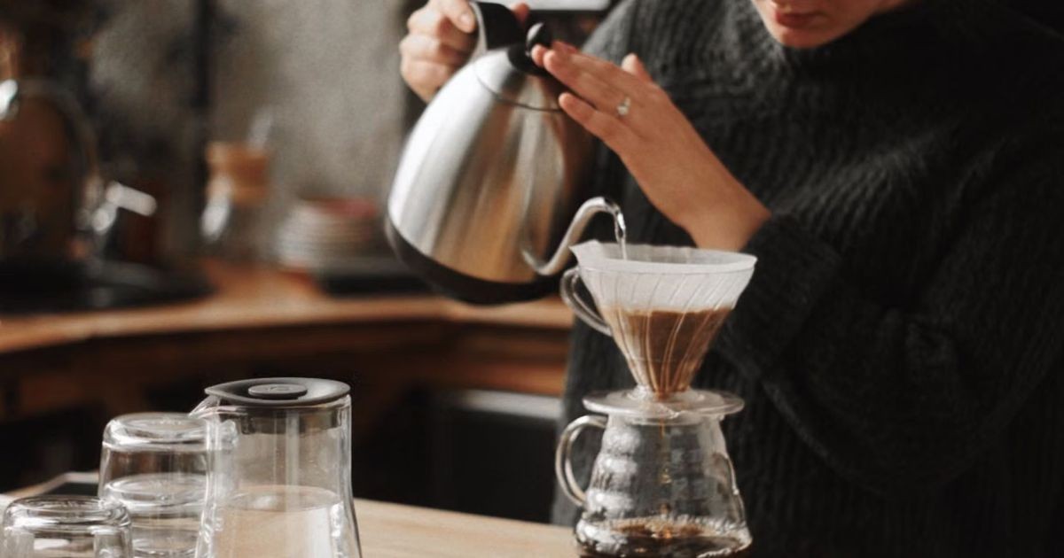 Pesquisadores pediram que voluntários cortassem o café por duas semanas: o impacto na memória e no estresse não foi o que esperavam