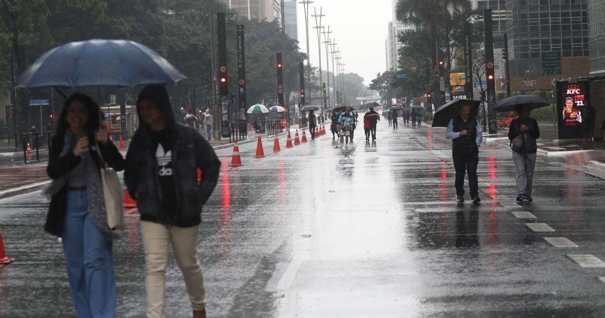Sudeste começa semana sob alerta de temporais; veja áreas de risco