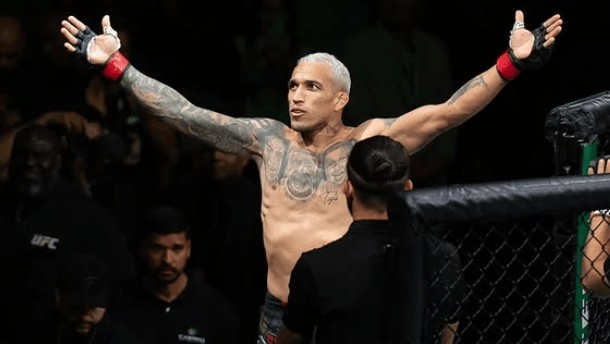 Charles do Bronxs comenta luta com Diego Lopes: “Campeão faminto”
