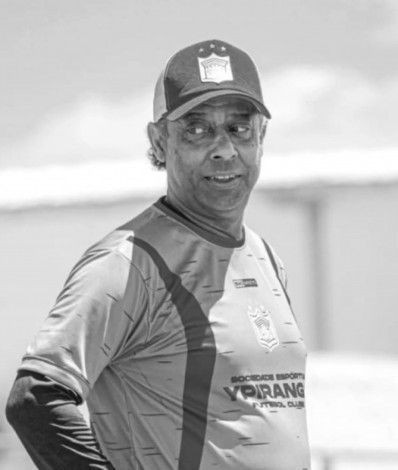 Ex-jogador da Seleção Brasileira, Carlos Alberto Dias morre aos 59 anos