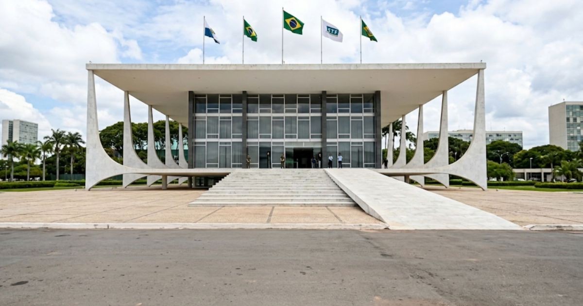 Ala do STF prevê reforma do Judiciário caso Flávio seja eleito