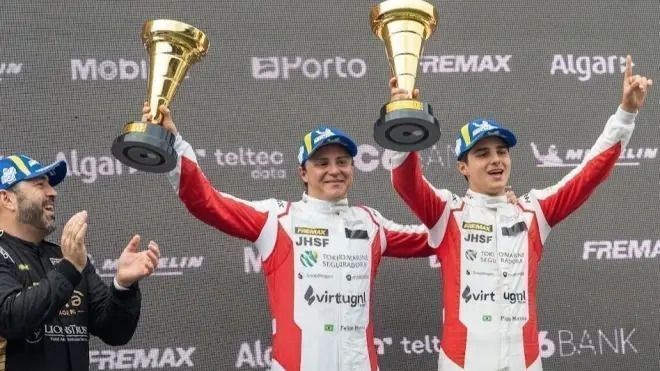 Felipe Massa e Pipo Massa vencem juntos na Porsche Cup