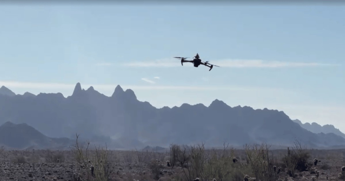 EUA testam tecnologia antidrones contra cartéis na fronteira com o México