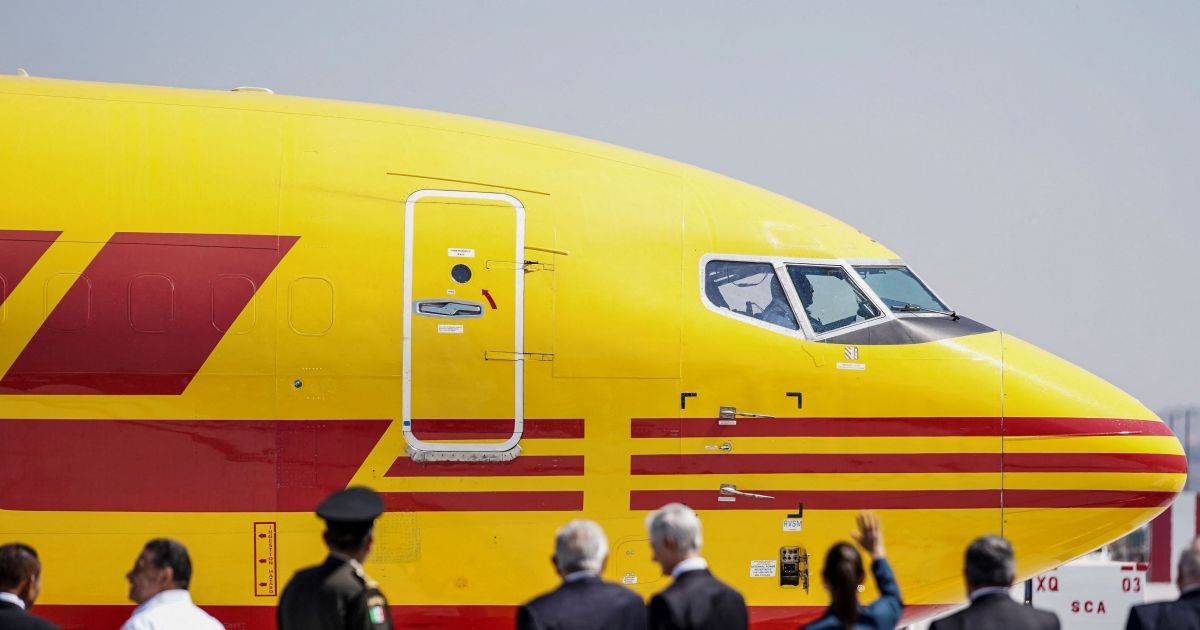 Tensões globais multiplicam períodos de alta demanda no frete, diz DHL