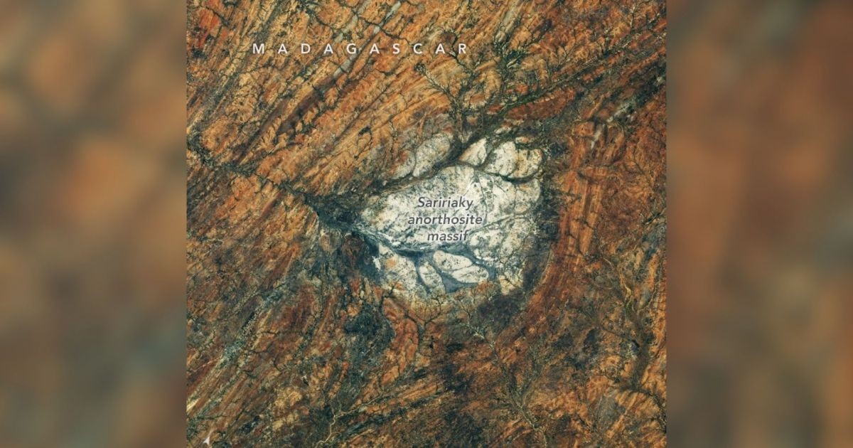 Rocha comum na Lua é vista do espaço, mas o lugar é Madagascar