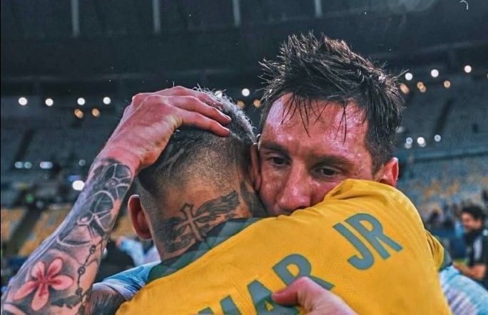 Neymar se derrete por Messi em despedida da Argentina: “Foi uma honra”