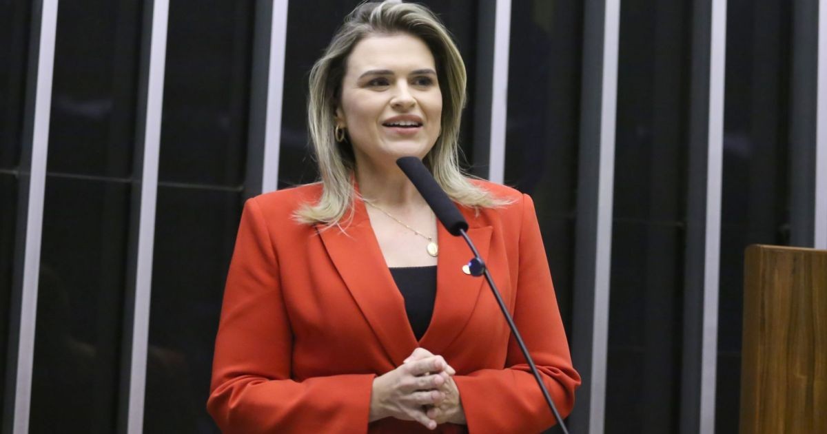 Temos que trazer eleitores moderados para Lula, diz Marília Arraes à CNN
