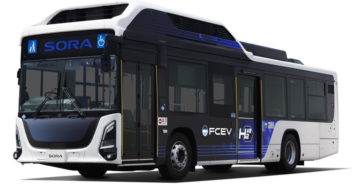 Ônibus movido a hidrogênio da Toyota agora roda mais de 300 km