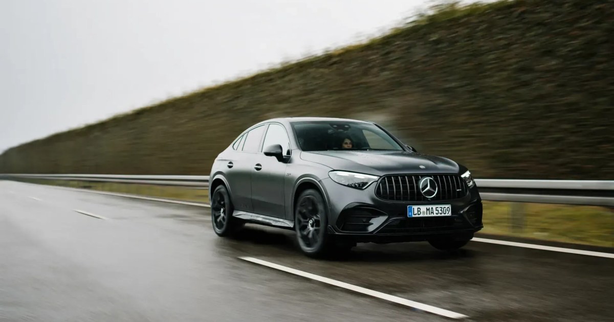 Mercedes-AMG GLC 53 chega ao Brasil híbrido nas versões SUV e Coupé