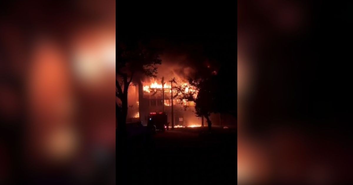 MEC destina recursos para construção de novo prédio após incêndio na UFPE