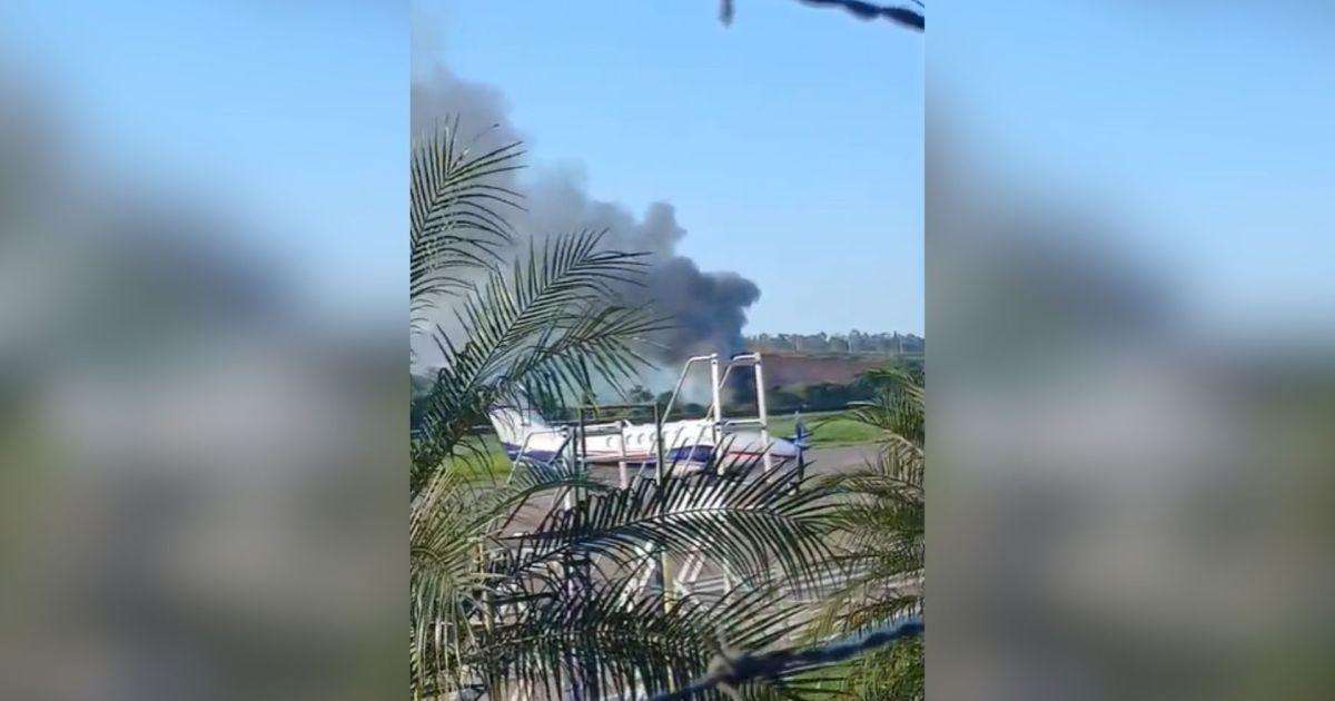 Avião cai perto do Aeroporto de Ipatinga, em Minas Gerais