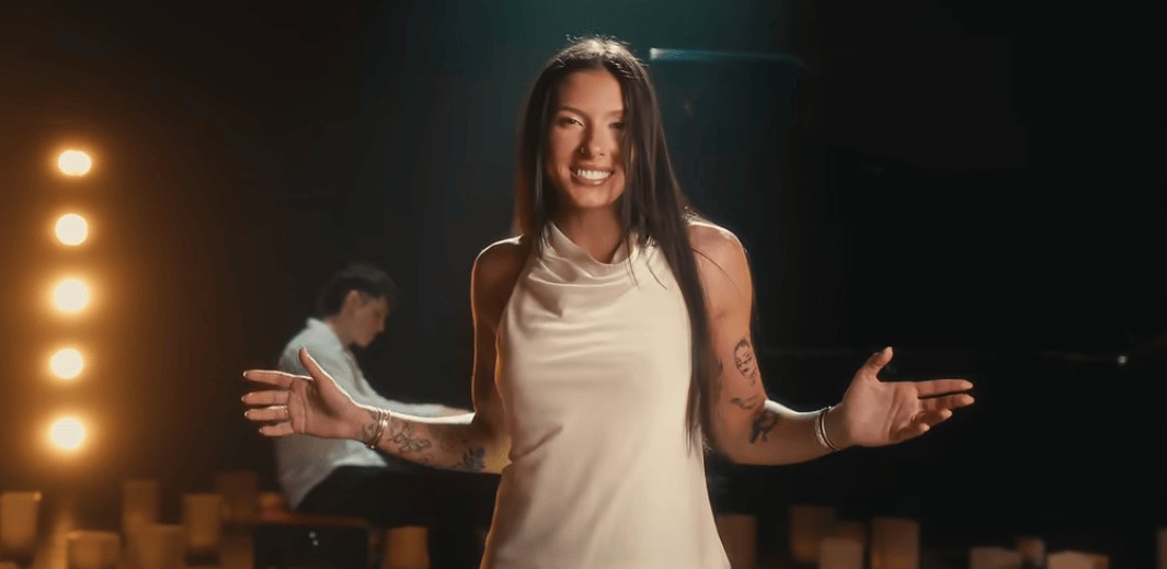 Ana Castela aborda relação íntima e emocional em novo clipe; assista