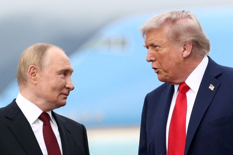 Em conversa com Trump, Putin minimiza retomada das negociações com Ucrânia