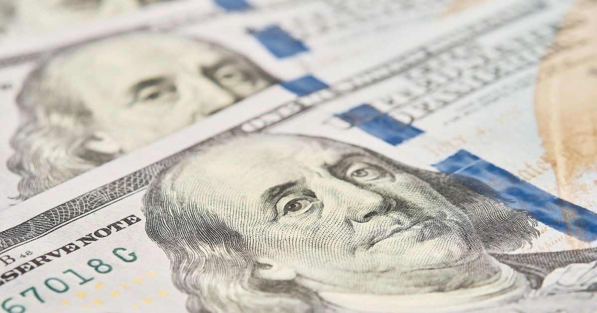DXY: entenda índice que acompanha força do dólar no mercado global
