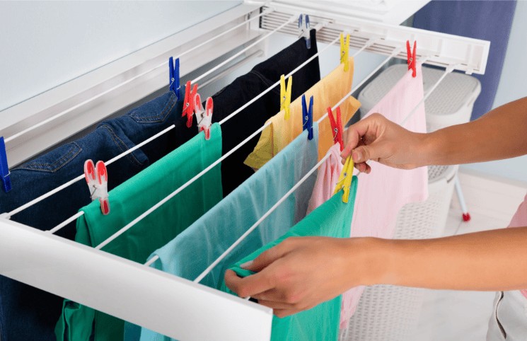 Roupa secando dentro de casa: como manter a perfumação