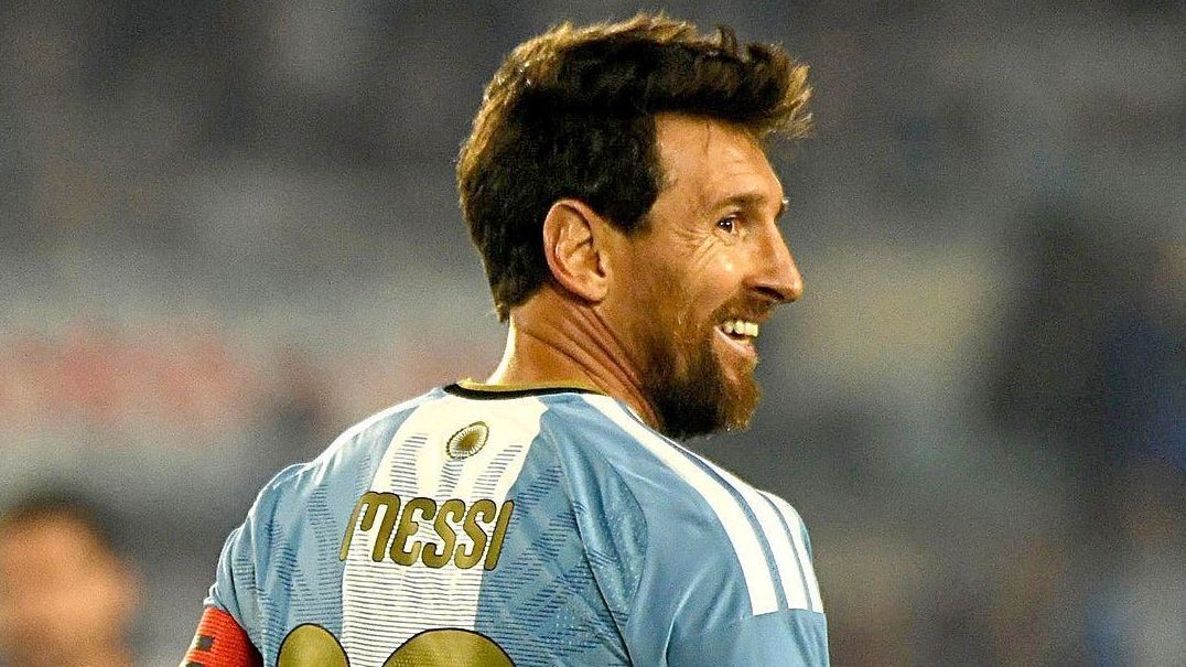 Messi elege principais promessas do futebol e inclui brasileira em lista