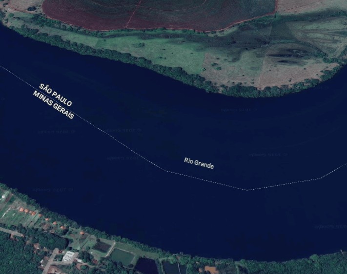 Marinha investiga acidente com chalana no Rio Grande em Minas Gerais