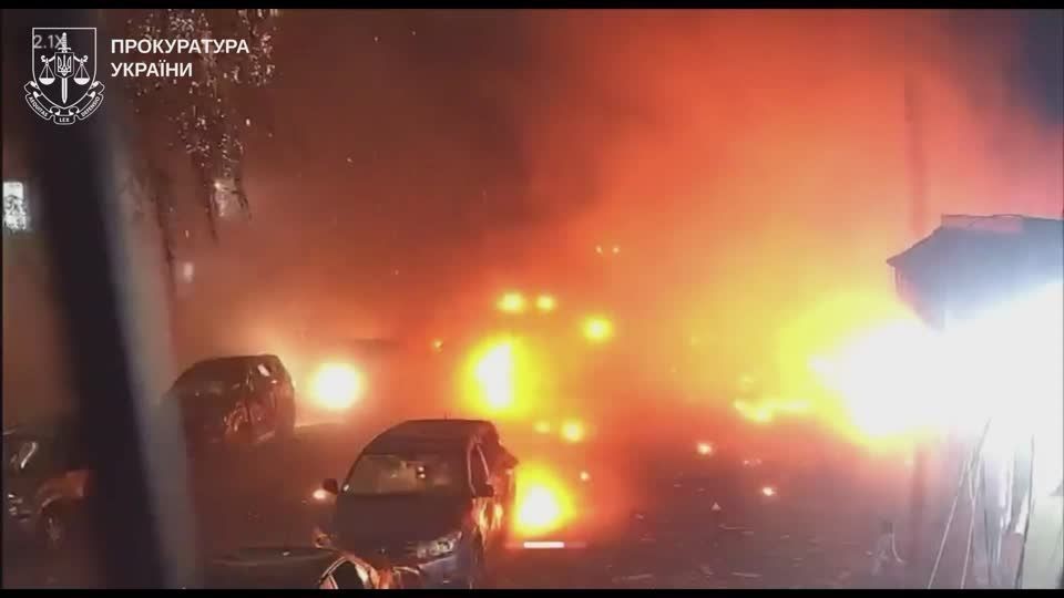 Vídeo: Câmera captura momento de impacto de ataque russo na Ucrânia