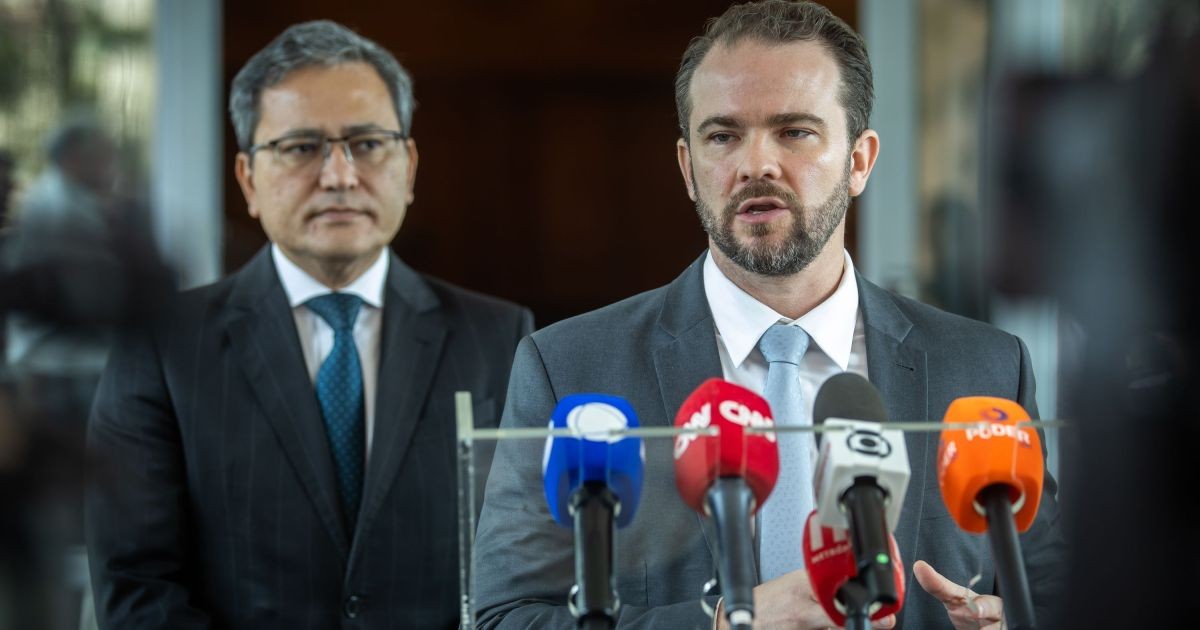 Governo se reúne com setores para tratar de imposto seletivo
