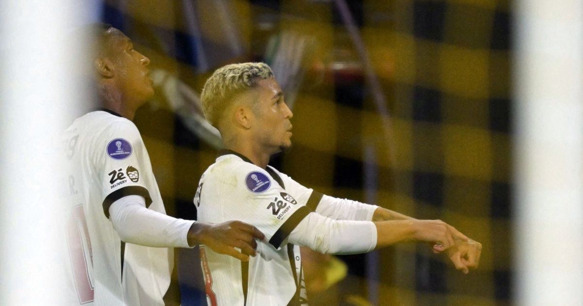 Vasco entra para seleto grupo de brasileiros que venceram Boca na Bombonera