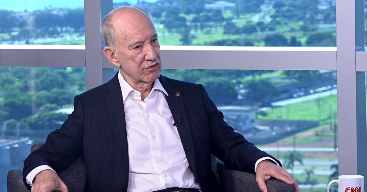 Deputado do PT pede ao STF afastamento de Nunes Marques do comando do TSE
