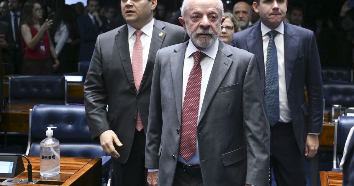 6×1: Lula diz que culpar dia de descanso por eventual crise é “mentira”