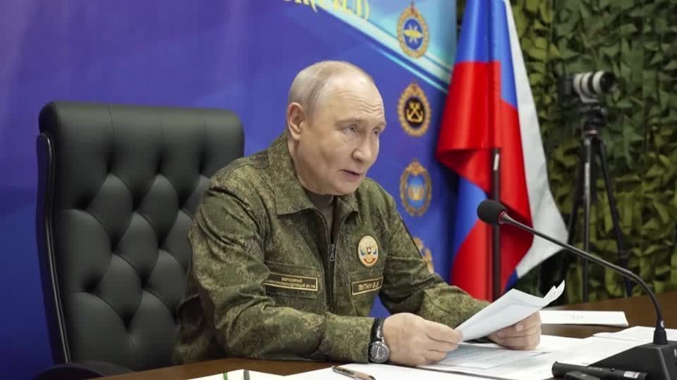 Rússia está criando “zona de segurança” inegociável na Ucrânia, diz Putin