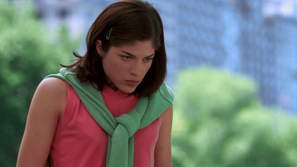 Presa por morder comissária, Selma Blair diz que teve emergência médica