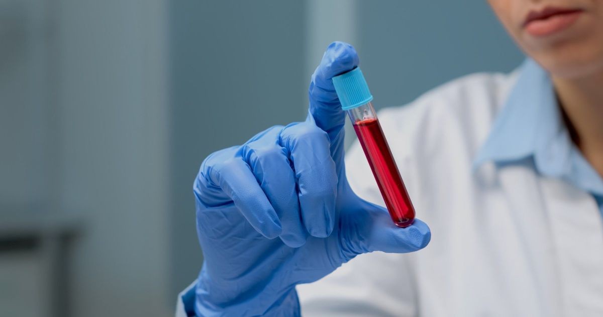 O que são os cânceres do sangue? Dr. Kalil e especialistas explicam quadros