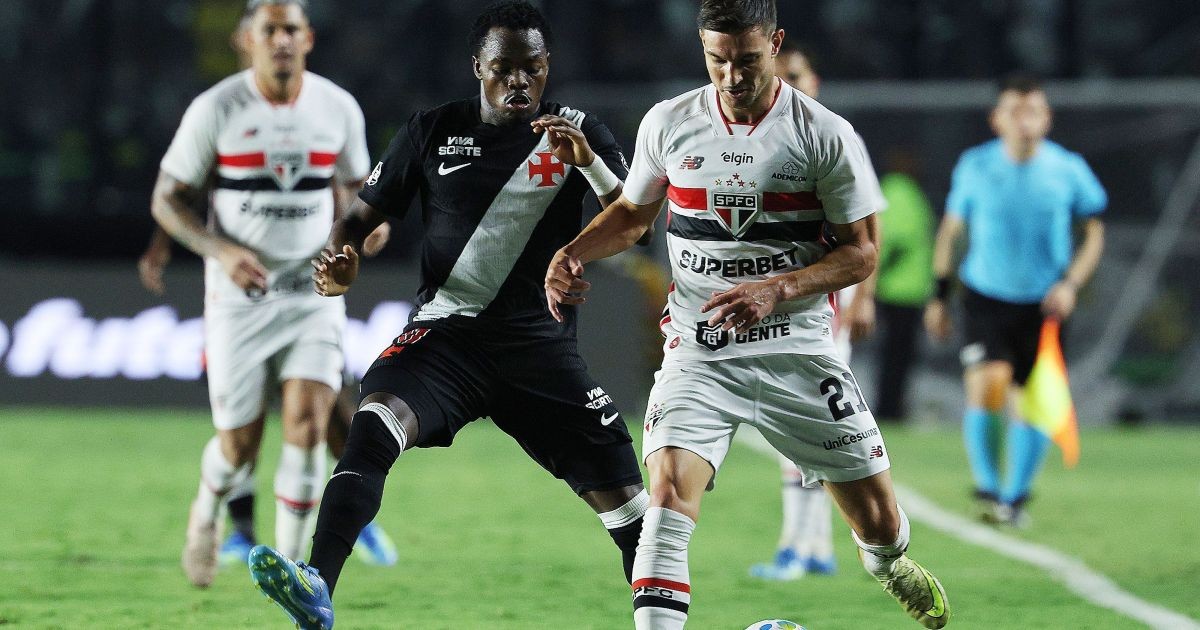 São Paulo e Vasco se enfrentam por tranquilidade na Série A do Brasileiro
