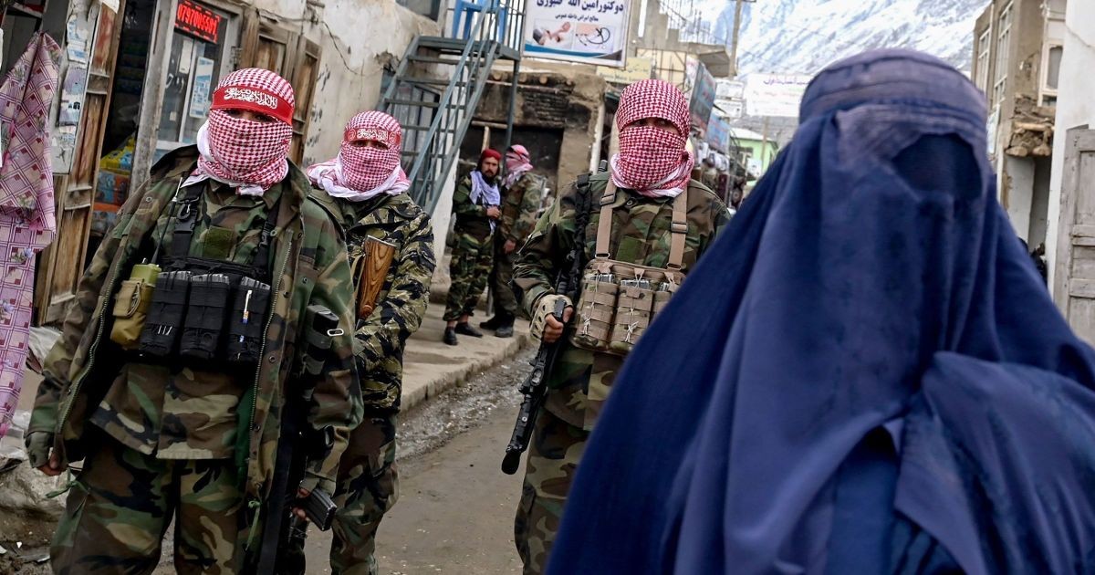 Missão da ONU no Afeganistão relata detenções e maus-tratos do Talibã