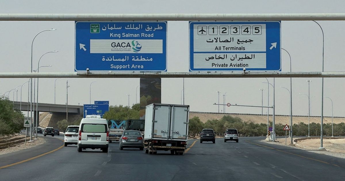 Arábia Saudita avalia ação militar após impasse em acordo com Houthis