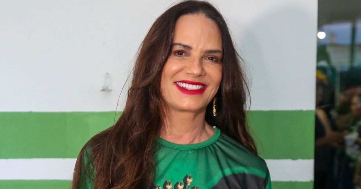 Luiza Brunet prestigia coroação de Paolla Oliveira na Imperatriz