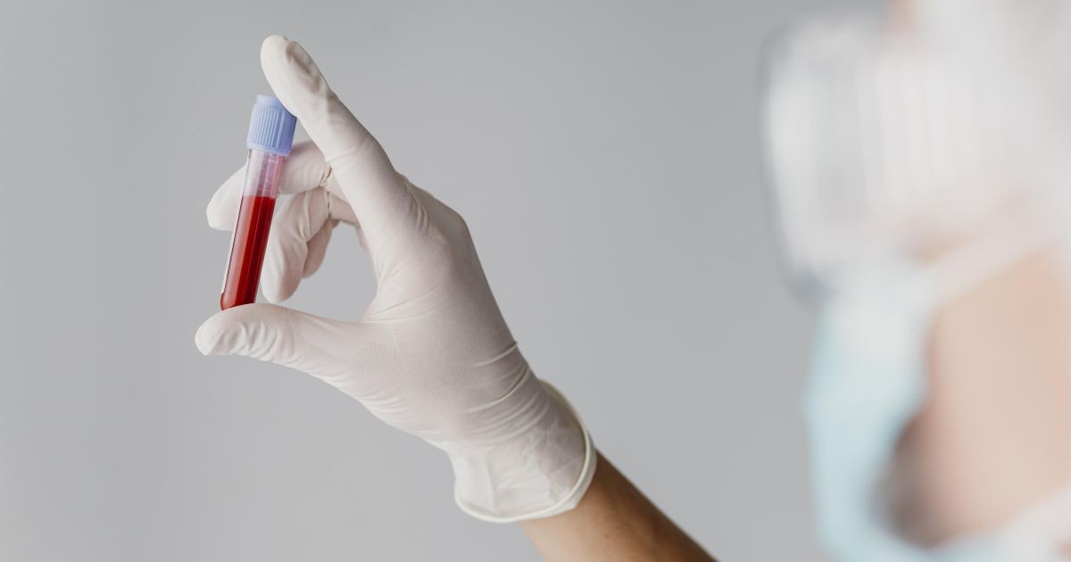 Doenças do sangue: Dr. Kalil e hematologistas detalham sinais precoces