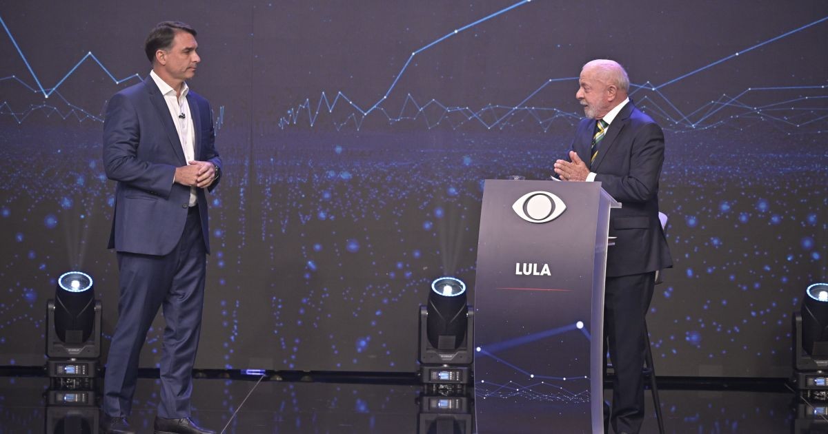 Flávio x Lula: 3º bloco tem confronto sobre EUA e confusão em falas finais