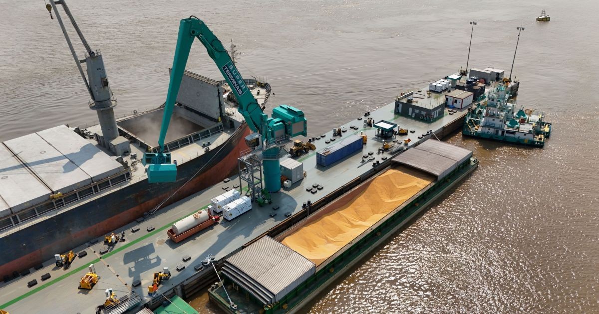 Super Porto Verde faz primeiro carregamento em terminal da Amazônia
