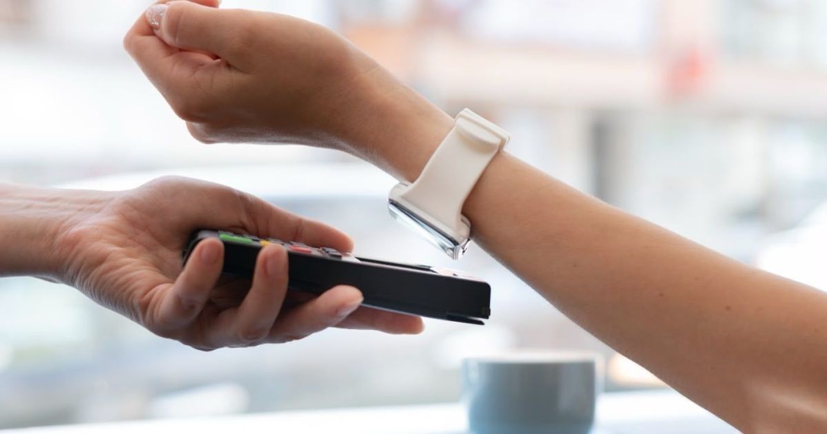 Wearables bancários: o que diferencia o Inter de outras fintechs que testam