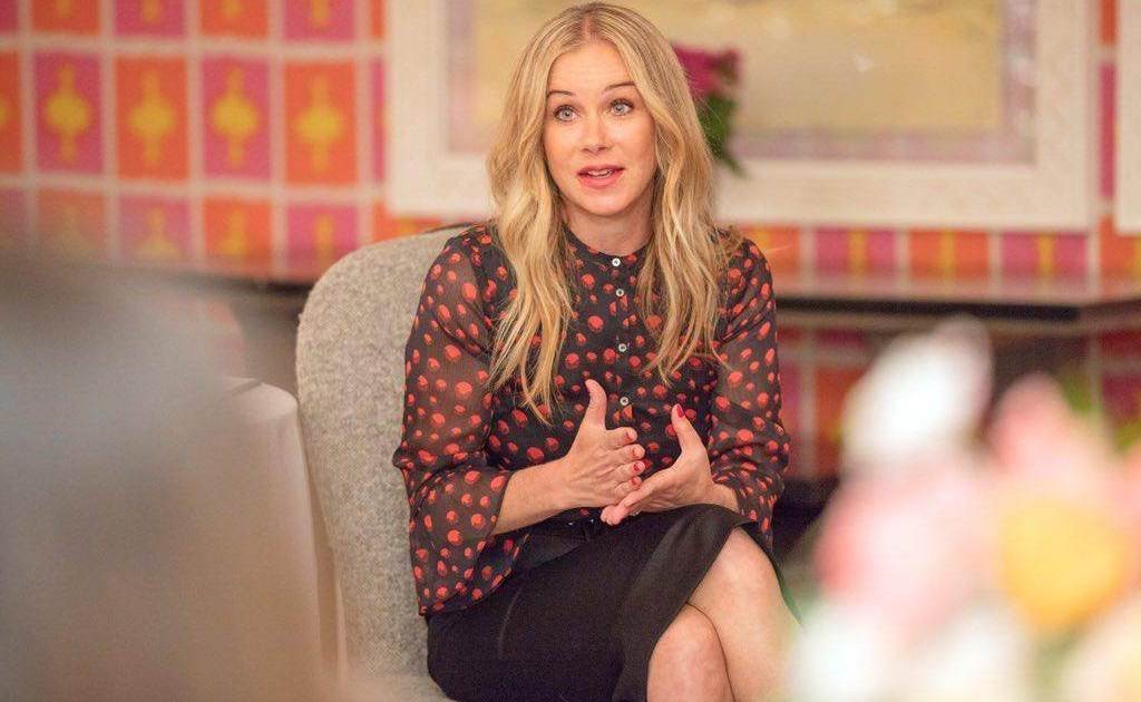 Christina Applegate descobre diagnóstico errado de esclerose múltipla