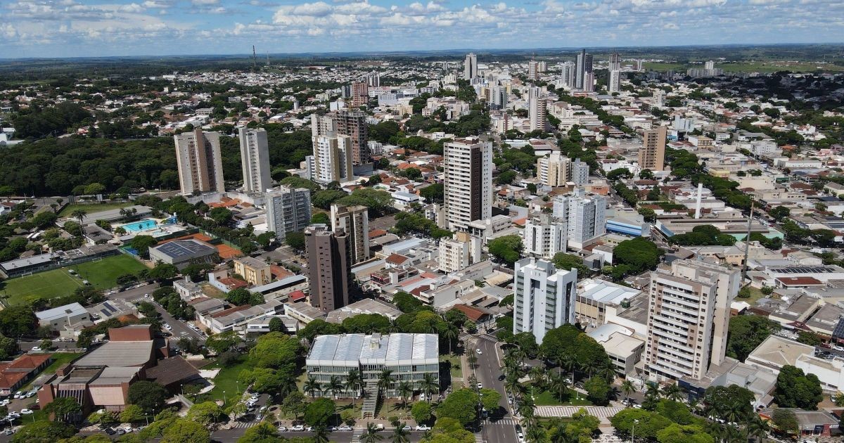 Com investimento de R$ 80 milhões, Paraná receberá fábrica de mandioca